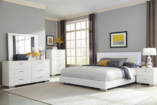 Felicity 5-piece Eastern King Bedroom Set with LED Headboard Glossy White - Furniture House (VA)