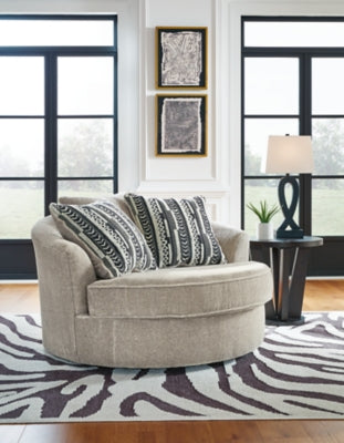 Calnita Oversized Swivel Accent Chair - Furniture House (VA)
