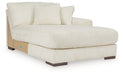 Lindyn Sectional with Chaise - Furniture House (VA)