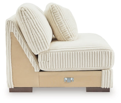 Lindyn Sectional with Chaise - Furniture House (VA)