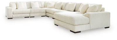 Lindyn Sectional with Chaise - Furniture House (VA)