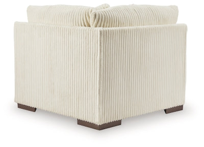 Lindyn Sectional with Chaise - Furniture House (VA)