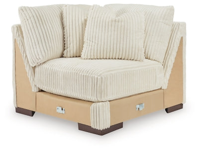 Lindyn Sectional with Chaise - Furniture House (VA)