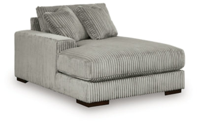 Lindyn Sectional with Chaise - Furniture House (VA)