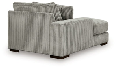 Lindyn Sectional with Chaise - Furniture House (VA)