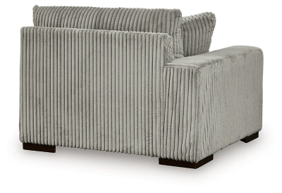 Lindyn Sectional with Chaise - Furniture House (VA)