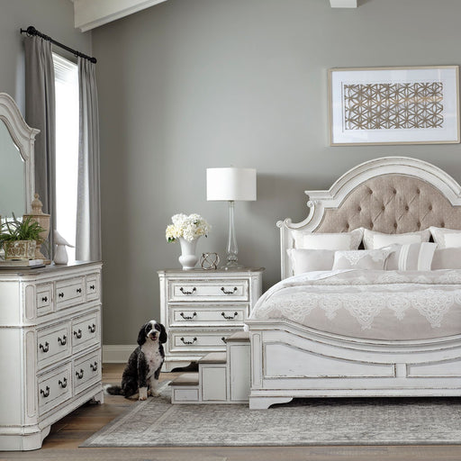 Magnolia Manor Pet Steps in Antique White - Furniture House (VA)