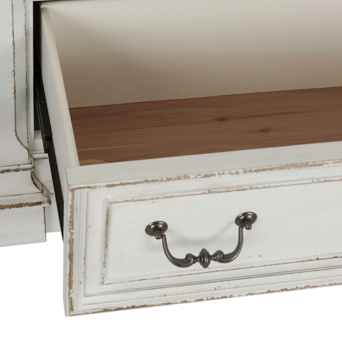 Abbey Park King California Sleigh Bed, Dresser & Mirror - Furniture House (VA)