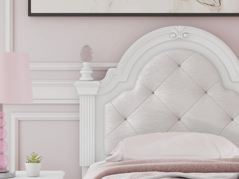 Kozlani Upholstered Bed