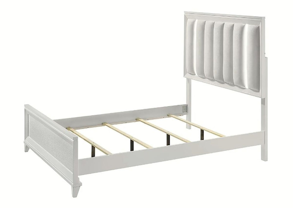 Crown Mark Furniture Cressida Queen Upholstered Panel Bed in White B7300-Q