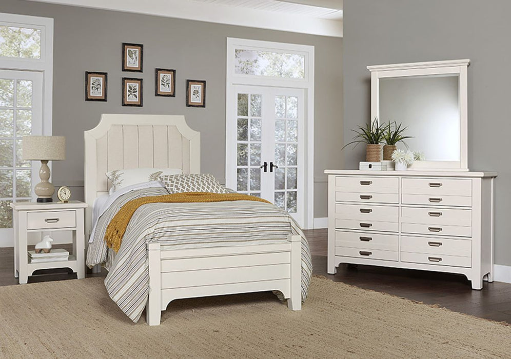 Vaughan-Bassett Bungalow 6 Drawer Dresser in Lattice
