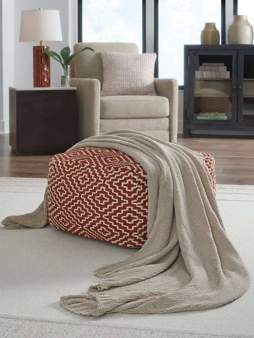 Anawood Throw - Furniture House (VA)