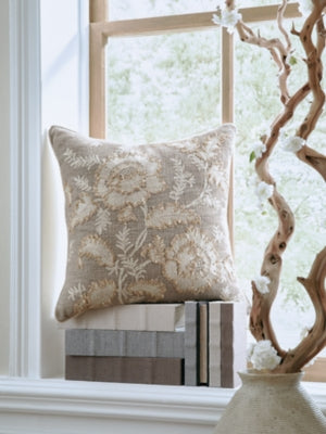 Viveka Pillow (Set of 4) - Furniture House (VA)