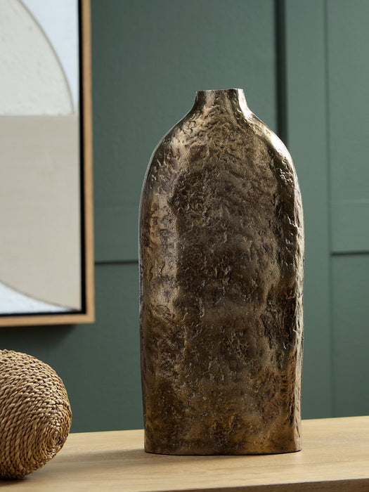 Wallmond Vase - Furniture House (VA)