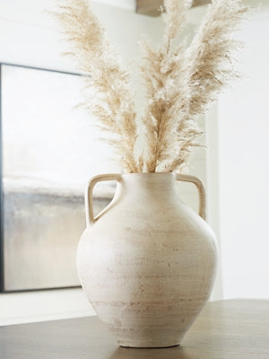 Justy Vase - Furniture House (VA)
