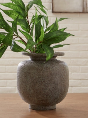 Jedwick Vase - Furniture House (VA)
