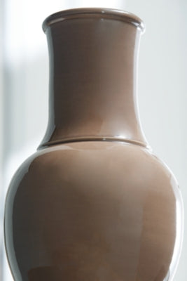 Tillmer Vase - Furniture House (VA)