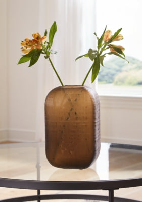 Capard Vase - Furniture House (VA)