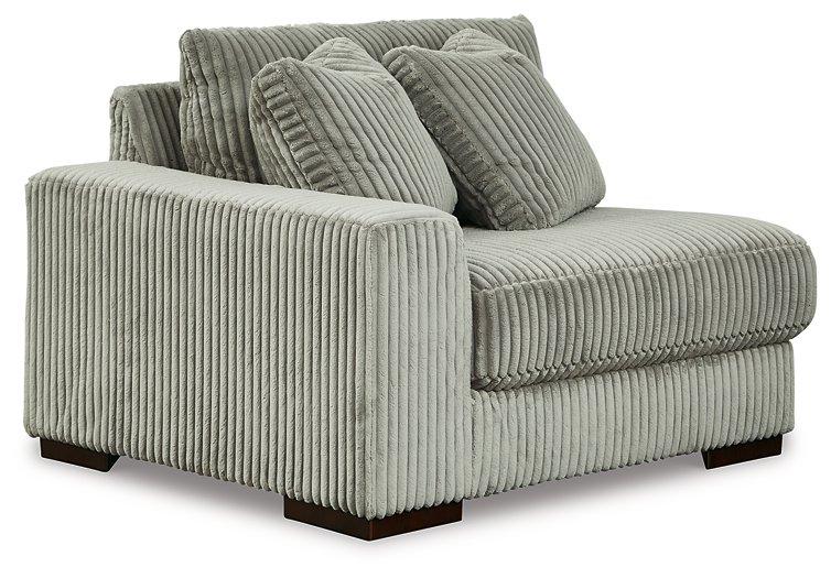 Lindyn Sectional Sofa - Furniture House (VA)
