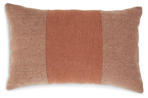 Dovinton Pillow (Set of 4) - Furniture House (VA)
