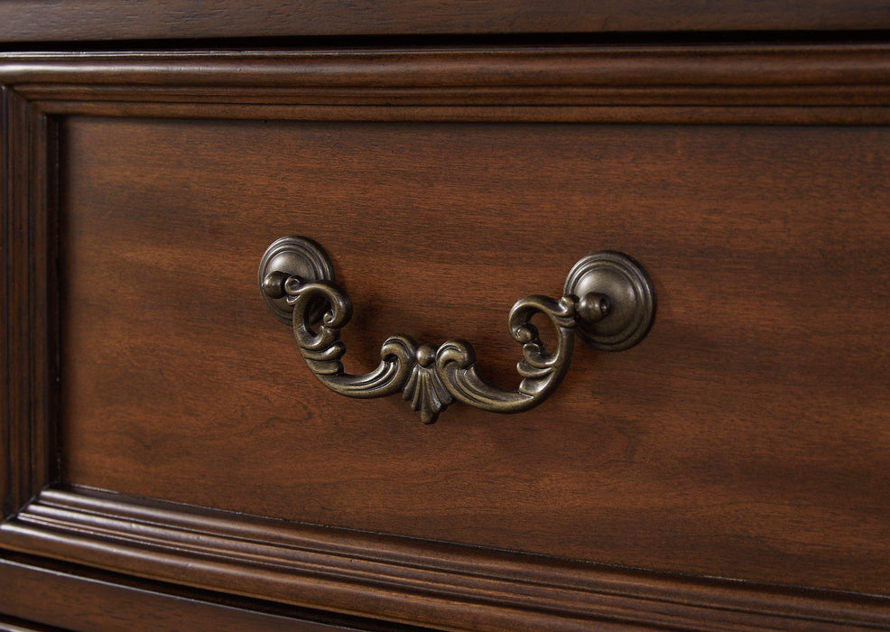 Lavinton Bedroom Set - Furniture House (VA)