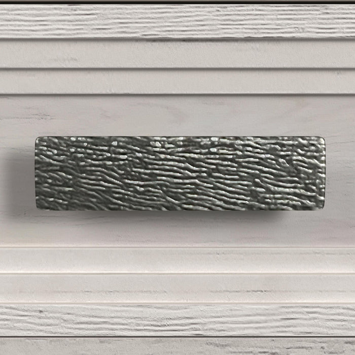 Avalanche 5-Drawer Chest in Antique White