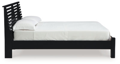 Danziar Queen Slat Bed - Furniture House (VA)