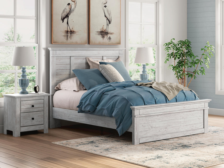 Makidern Bed - Furniture House (VA)