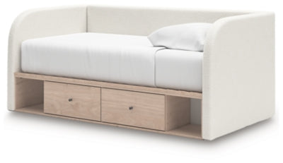 Arloster Upholstered Bed - Furniture House (VA)