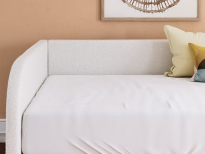 Arloster Upholstered Bed - Furniture House (VA)