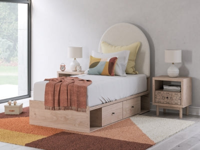 Arloster Upholstered Bed - Furniture House (VA)
