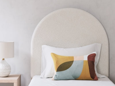 Arloster Upholstered Bed - Furniture House (VA)