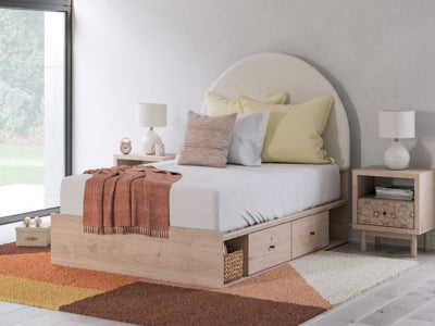 Arloster Upholstered Bed - Furniture House (VA)