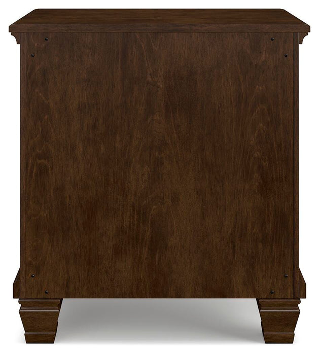 Danabrin Bedroom Set