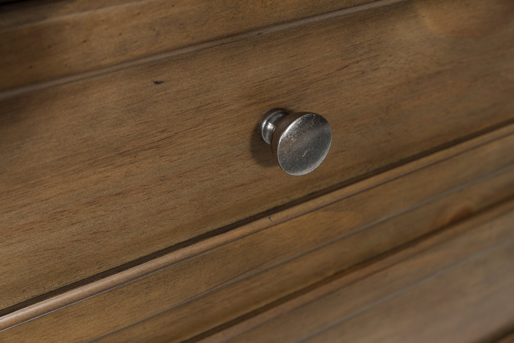 Feddinger Dresser - Furniture House (VA)