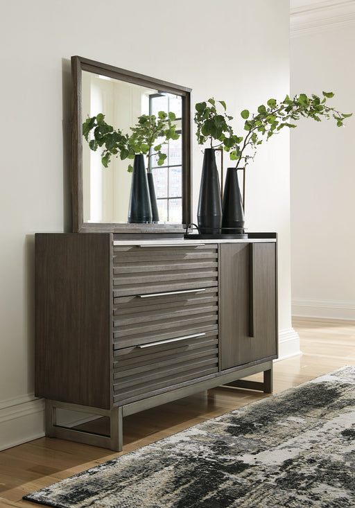 Arkenton Dresser and Mirror - Furniture House (VA)