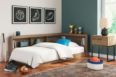 Deanlow Bed - Furniture House (VA)