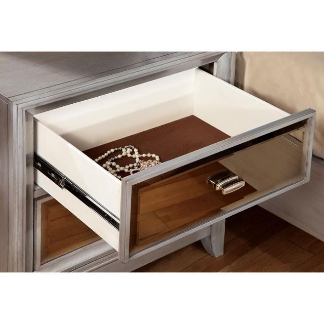 Golva E.King & Queen Bed White & Silver - Furniture House (VA)