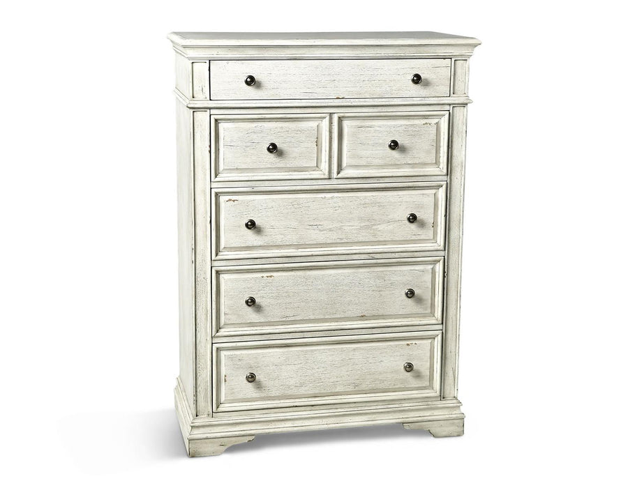 Steve Silver Highland Park 6 Drawer Chest in Cathedral White
