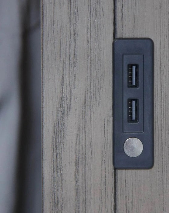 Elements International Kings Court King Panel Bed in Grey