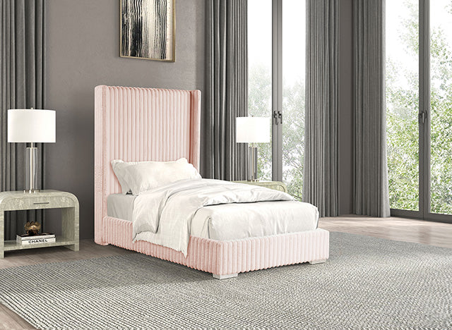 Cadwell E.King, Queen, & Full Bed White, Gray, & Black - Furniture House (VA)